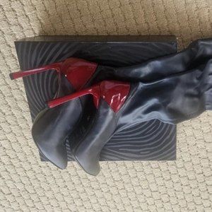 Above knee boots made in Italy size 9